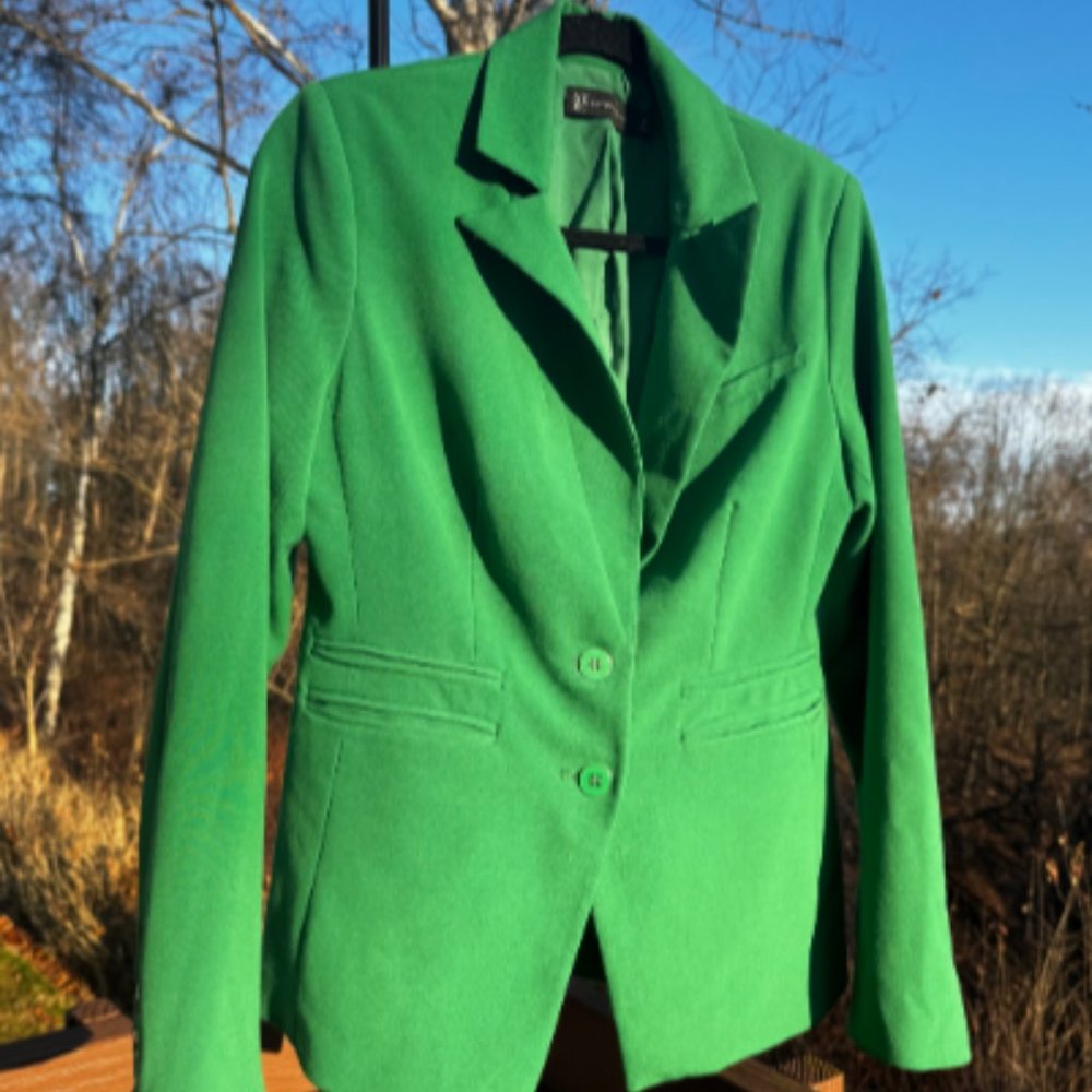 NY&C size 6 green blazer